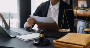 A personal injury solicitor discusses how to claim compensation for an acute kidney injury (aki) 